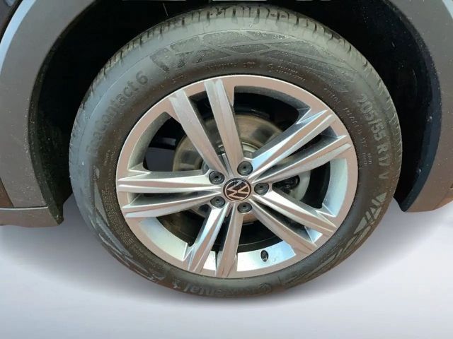 Volkswagen T-Cross 1.0 TSI DSG Life R-Line