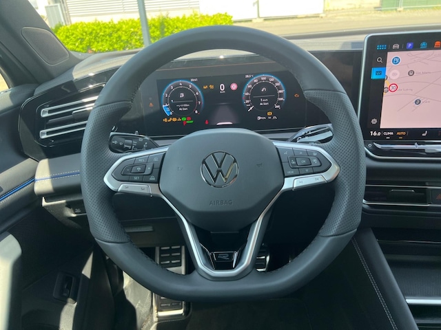 Volkswagen Tiguan DSG Pro