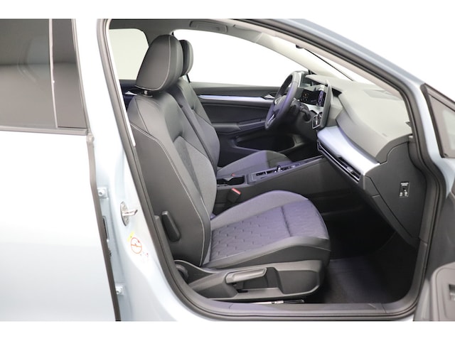 Volkswagen Golf 1.5 eTSI