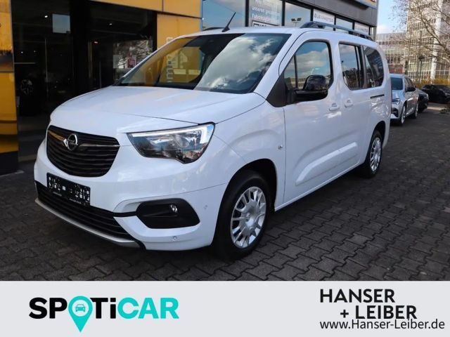 Opel Combo Life Ultimate business+