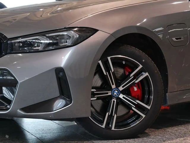 BMW 330 330e M-Sport Sedan