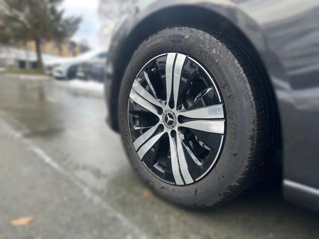 Mercedes-Benz C 180 AVANTGARDE Estate