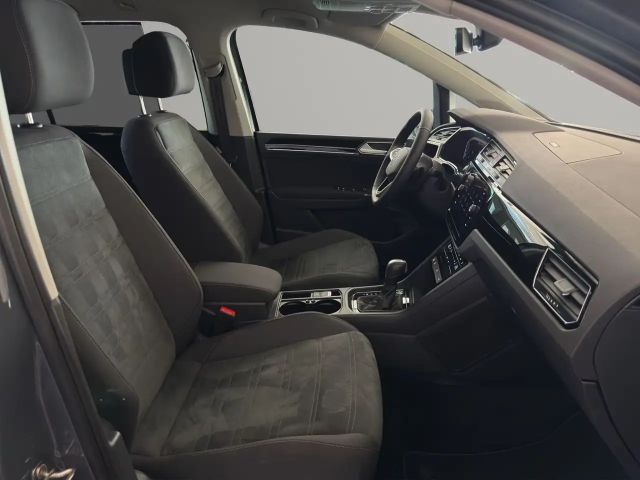 Volkswagen Touran DSG Highline