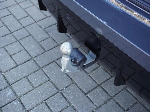 BMW 320 320d M-Sport Touring xDrive