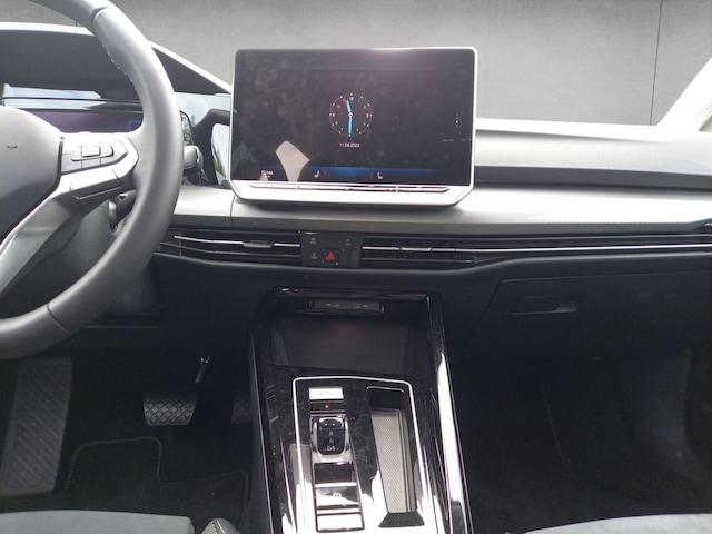 Volkswagen Golf DSG Golf VIII Style