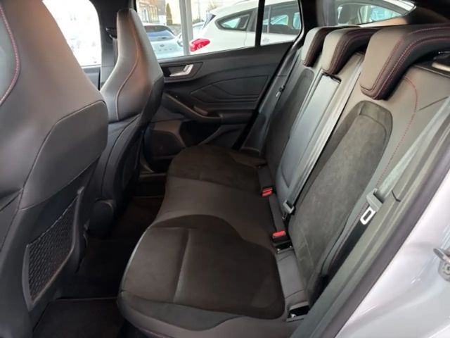 Ford Focus EcoBoost ST Line Wagon