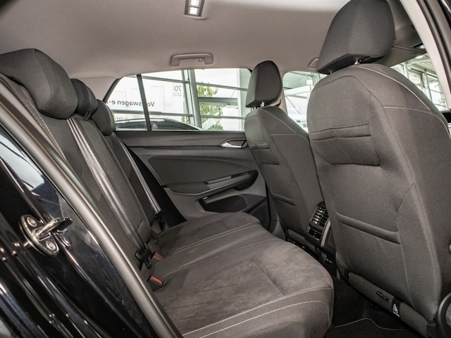 Volkswagen Golf 2.0 TSI DSG Golf VIII