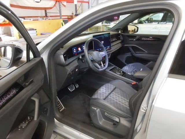 Volkswagen Tayron 2.0 TDI DSG IQ.Drive R-Line