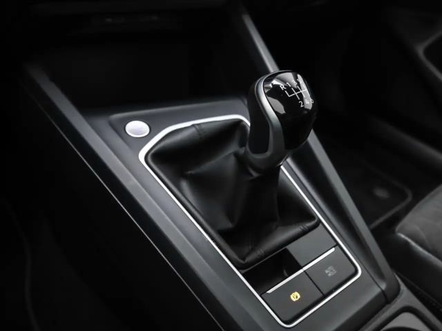 Volkswagen Golf 1.5 TSI Variant