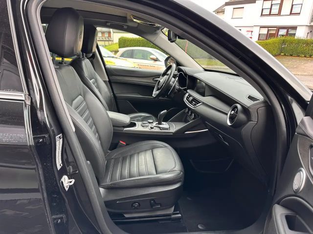 Alfa Romeo Stelvio Lusso Q4 TI