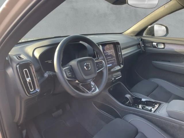 Volvo XC40 Dark Plus