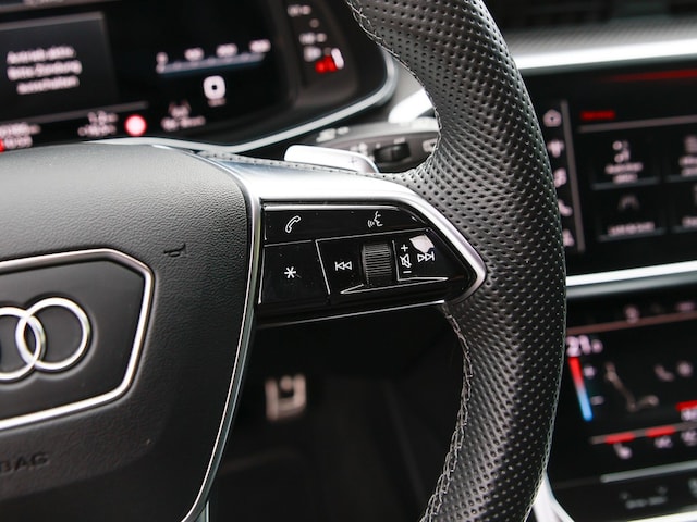 Audi S6 Avant Quattro