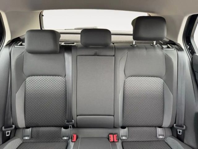 Volkswagen Golf 1.5 TSI Golf VIII IQ.Drive