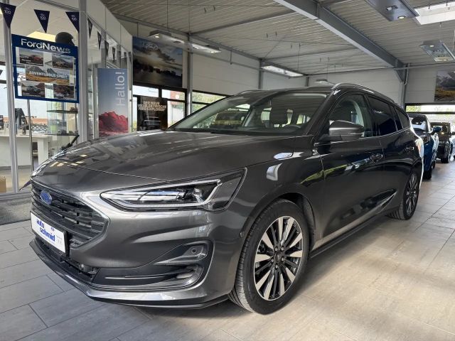 Ford Focus Titanium Wagon