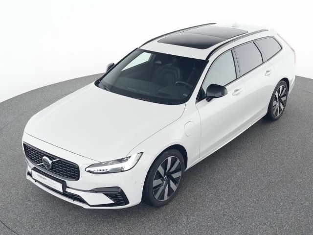 Volvo V90 AWD Dark Plus T8