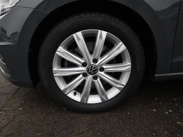 Volkswagen Touran 1.5 TSI DSG Highline