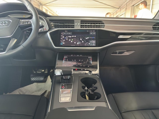 Audi A6 45 TFSI Avant S-Tronic