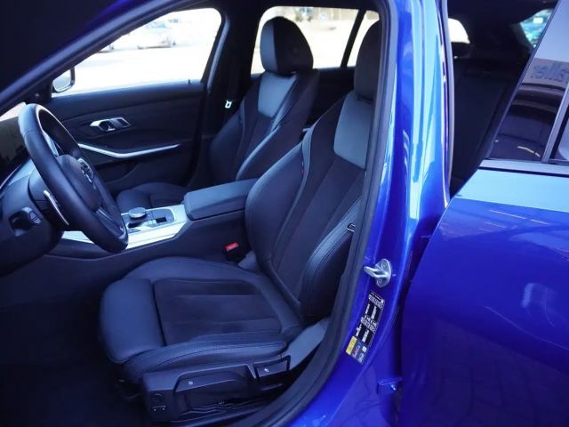 BMW 330 330e M-Sport Touring