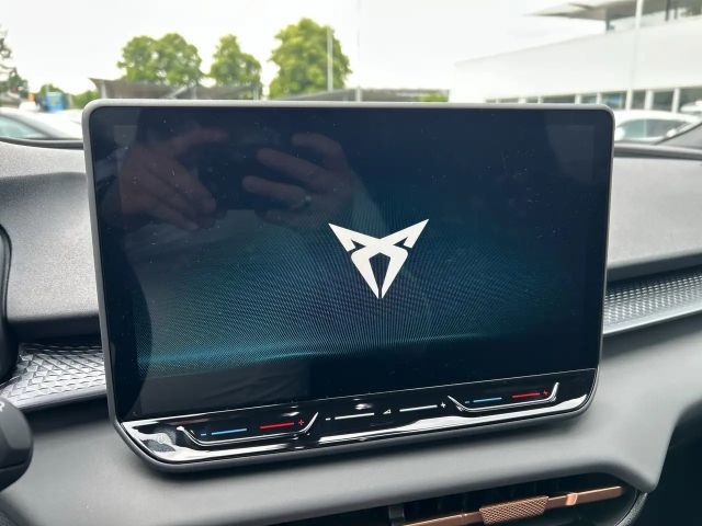 Cupra Terramar 1.5 e-Hybrid