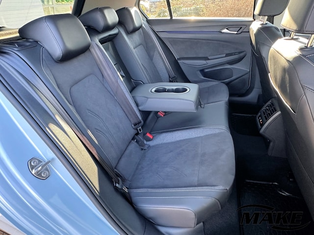 Volkswagen Golf 1.5 eTSI DSG IQ.Drive Style