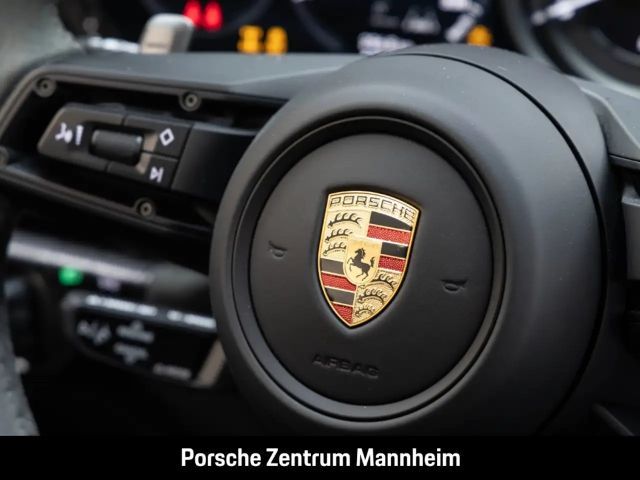 Porsche 992 4 Carrera Coupé GTS