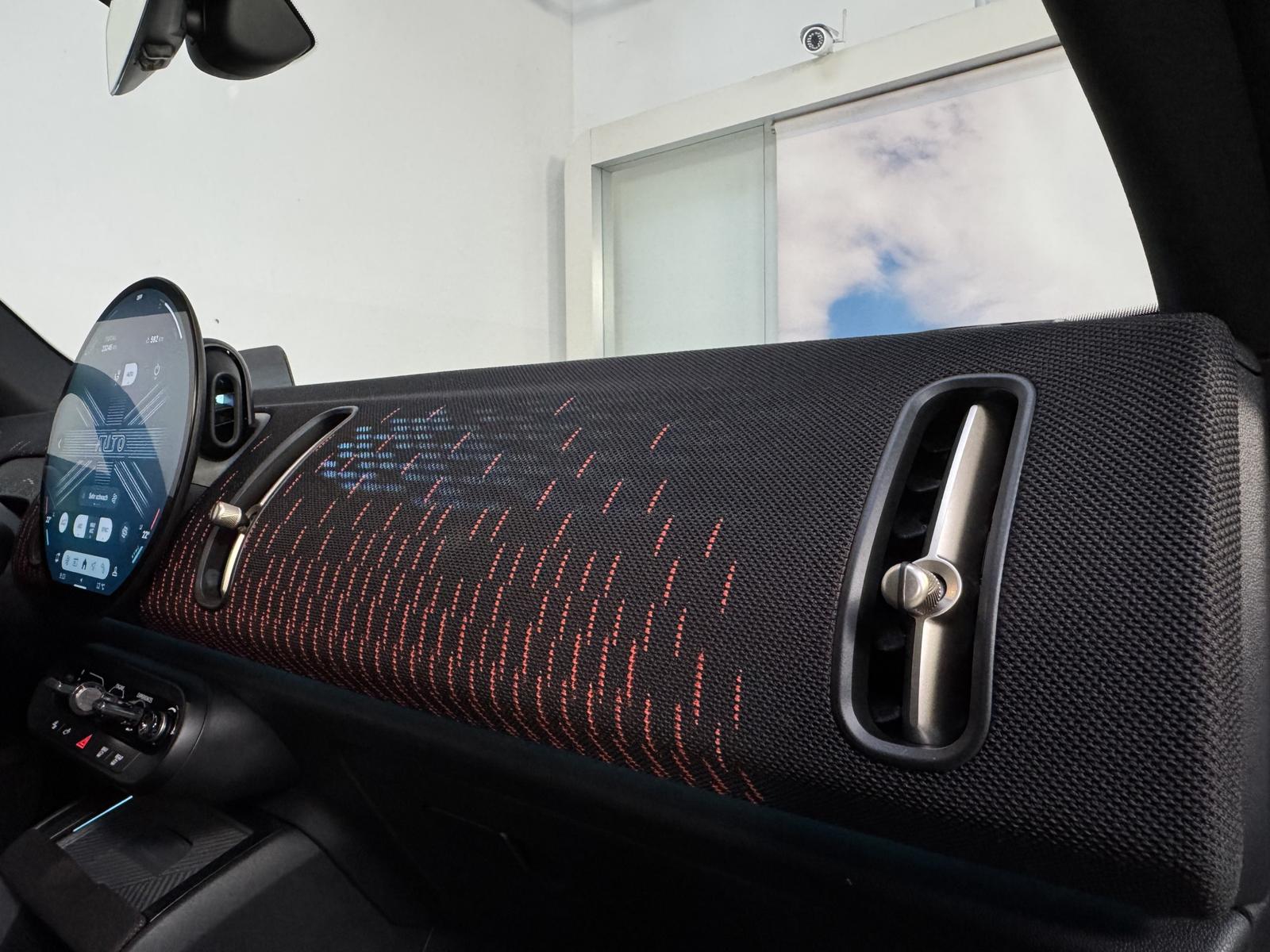 MINI Cooper C Countryman John Cooper Works