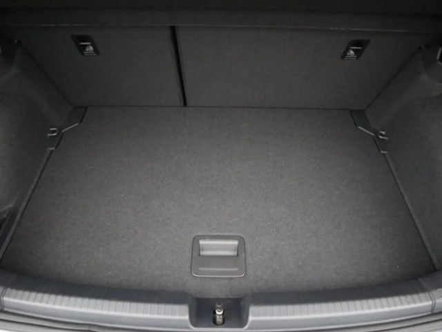 Volkswagen Polo 1.0 TSI IQ.Drive Style