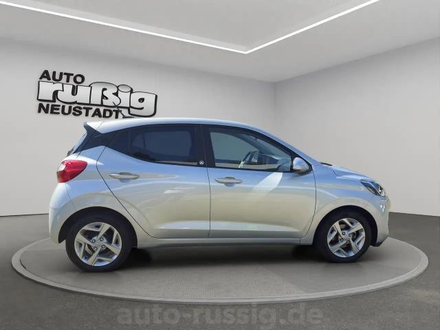 Hyundai i10 1.0
