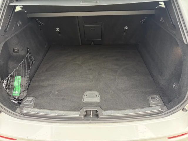 Volvo XC60 AWD R-Design Recharge