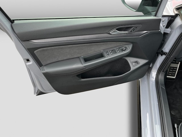 Volkswagen Golf R-Line Variant