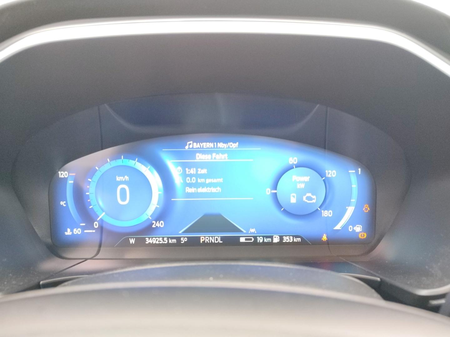 Ford Kuga Plug in Hybrid Titanium