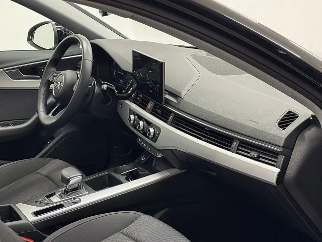 Audi A4 35 TFSI Avant S-Tronic