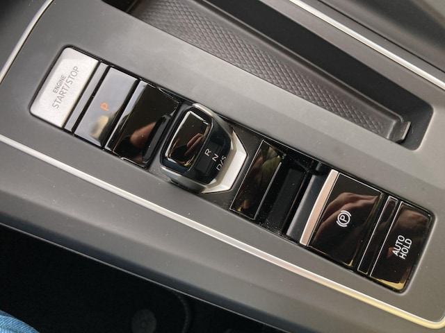 Volkswagen Golf 2.0 TDI DSG Style Variant