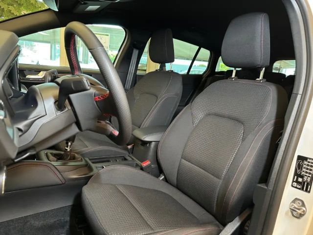 Ford Focus ST Line Wagon