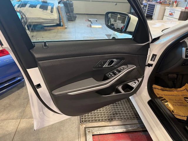 BMW 318 318d Touring