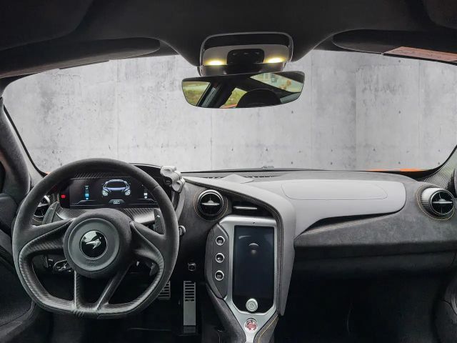 McLaren 750S Coupé Ventura Orange, Interior Carbon