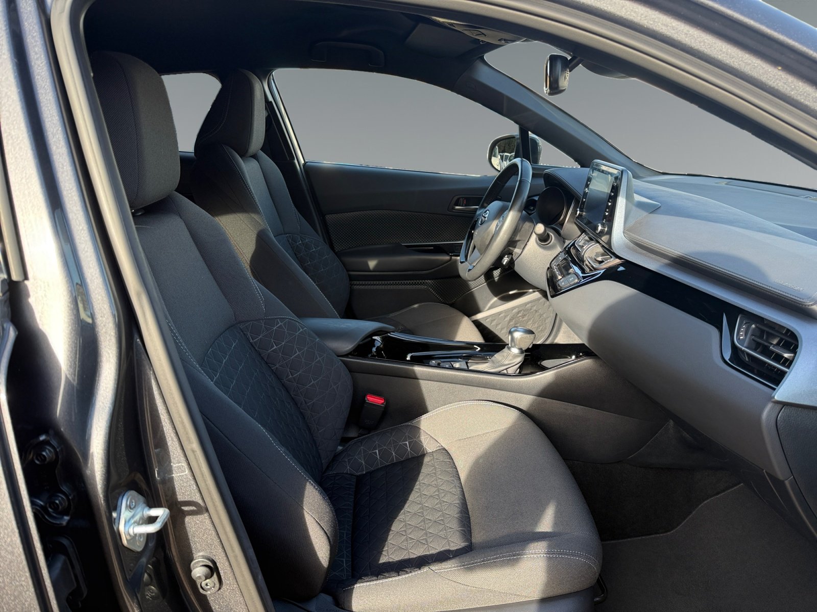 Toyota C-HR 5-deurs Plus