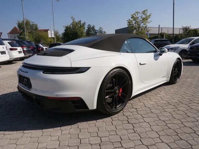 Porsche 911 Cabrio Carrera GTS