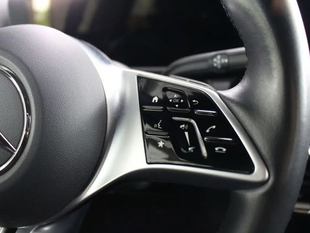 Mercedes-Benz A 200 Progressive