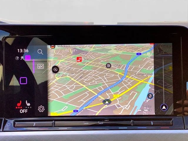 Volkswagen Golf 1.5 TSI DSG Life Variant