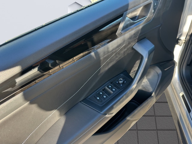 Volkswagen T-Roc 1.5 TSI DSG R-Line