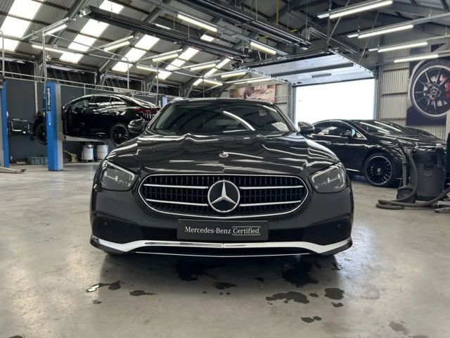 Mercedes-Benz E 220 AVANTGARDE E 220 d Estate