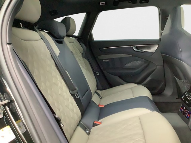 Audi A6 e-tron Avant Quattro