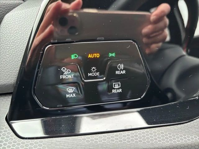 Volkswagen Golf 2.0 TSI DSG GTI