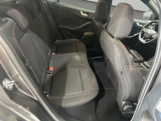 Ford Focus EcoBoost ST Line Wagon