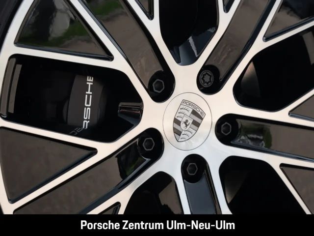 Porsche Taycan BOSE Panoramadach LED-Matrix Panoramadach