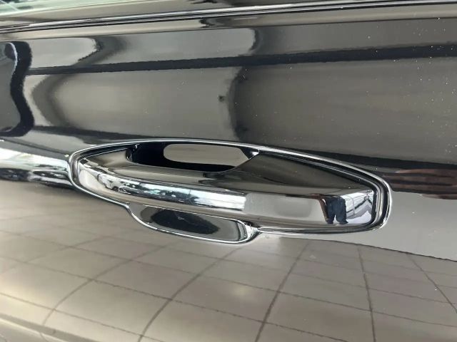 Volvo V60 AWD Dark Plus Recharge T6