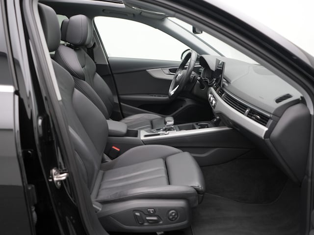 Audi A4 35 TFSI Avant S-Tronic