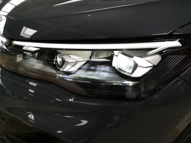 Volkswagen Tiguan 4Motion DSG R-Line