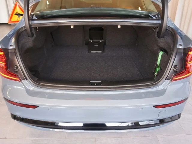 Volvo S60 AWD Dark Recharge Ultimate